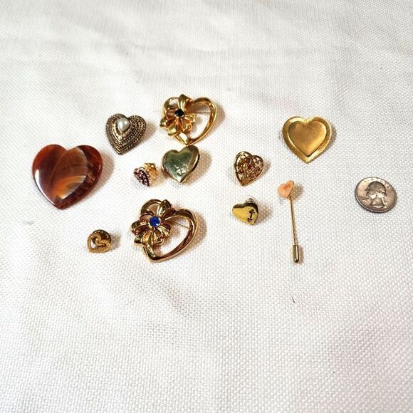 Lot of heart Brooches & pins - Picture 1 of 5